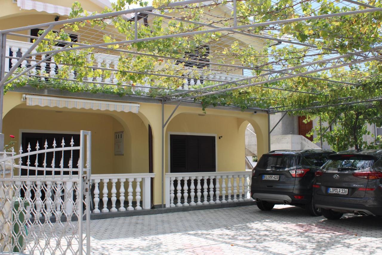 Apartments Villa Macola Trogir Exteriör bild