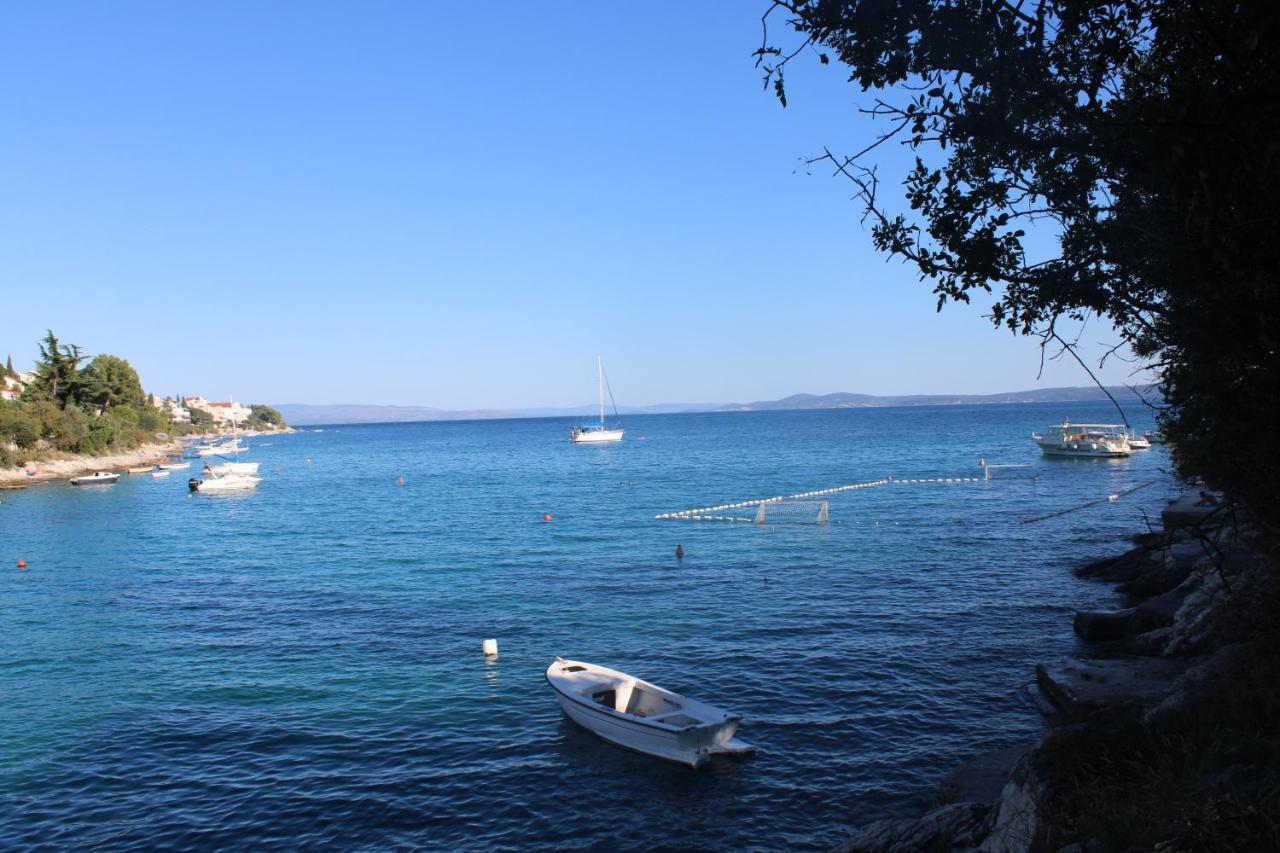 Apartments Villa Macola Trogir Exteriör bild