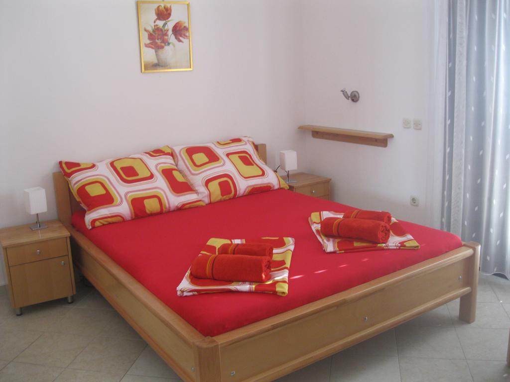 Apartments Villa Macola Trogir Exteriör bild