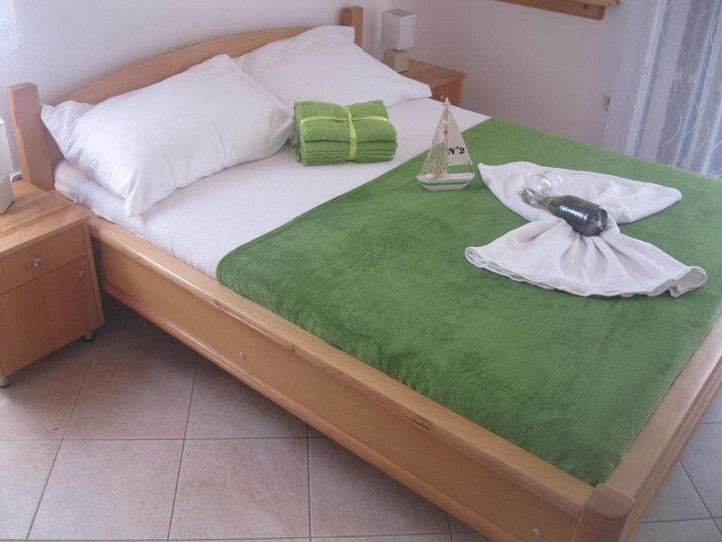 Apartments Villa Macola Trogir Exteriör bild