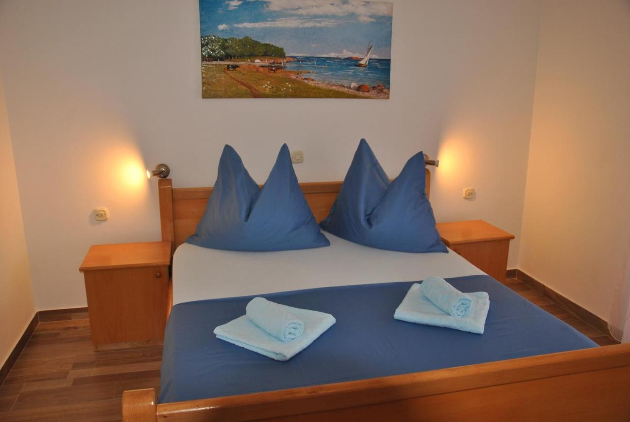 Apartments Villa Macola Trogir Exteriör bild