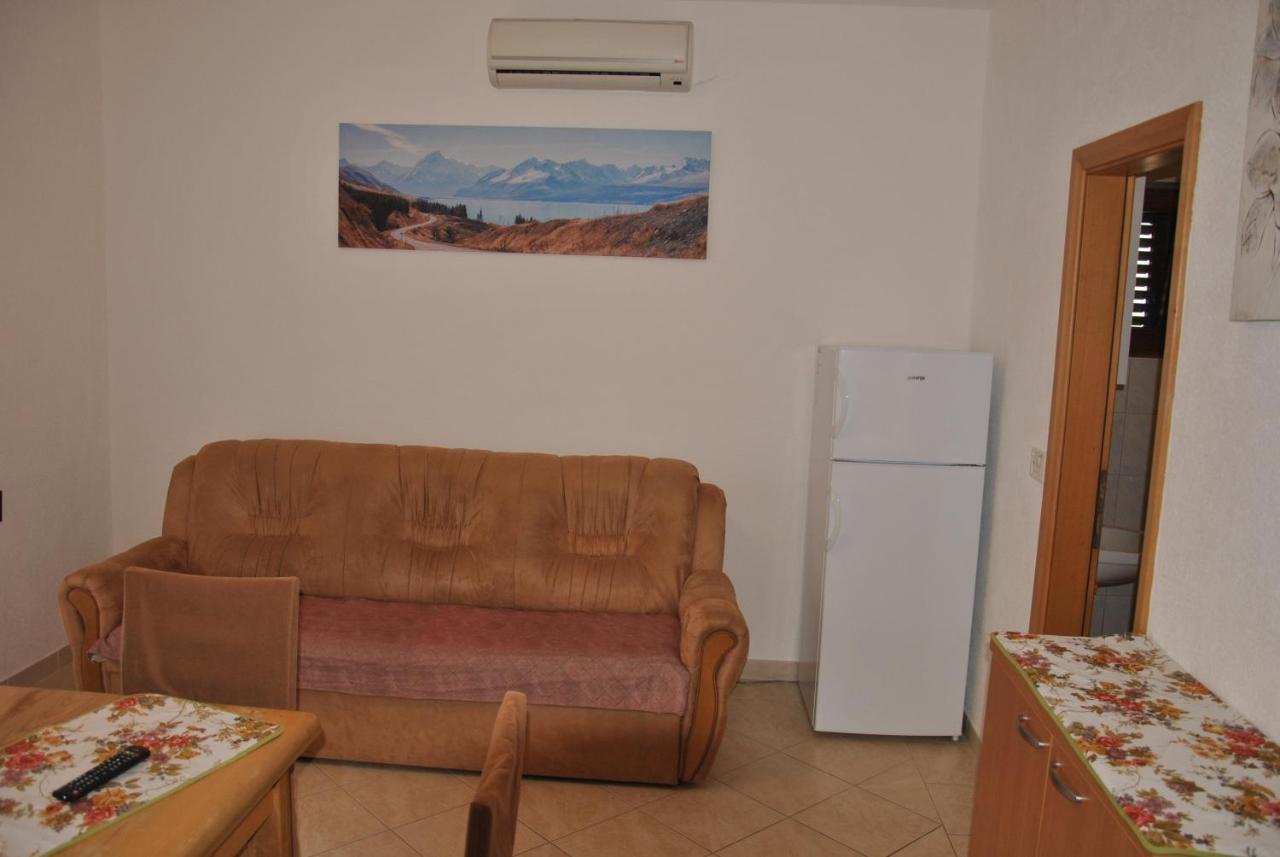 Apartments Villa Macola Trogir Exteriör bild